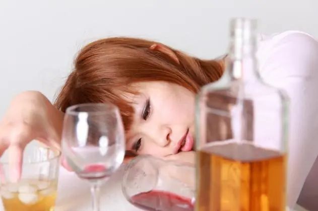 皱纹“讨厌”的水果货公布，猕猴桃上榜，建议爱美的女性常吃