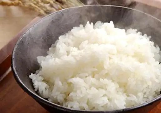 米饭二次加热会“致癌”吗？提醒：这5种食物，最好别二次加热