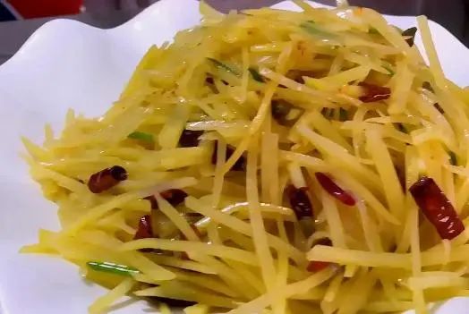 米饭二次加热会“致癌”吗？提醒：这5种食物，最好别二次加热
