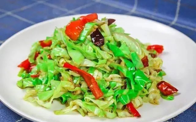 明日大暑，建议中年人：常吃这5样菜，花不几个钱，清新又滋补