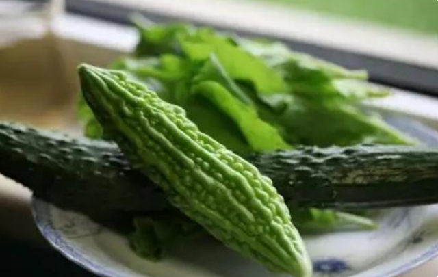 苦瓜不能随便吃？医生：4种人平时尽量少食用