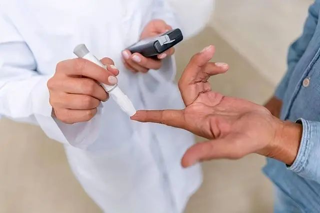 吃西瓜，到底是升血糖还是降血糖？不妨早了解