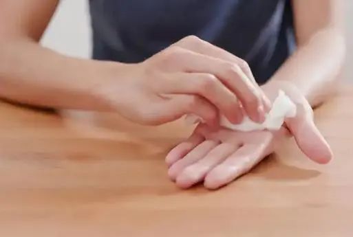 血压高的人，多观察手指，如果没有6个异样，可能脑梗离你还很远