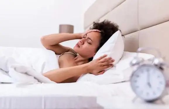 吃面条真的会升血糖吗？医生：若想血糖慢慢降，可多吃这7物