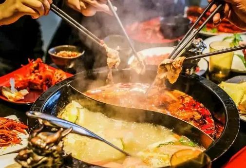 我国癌症高发，真的是“速成鸡鸭”惹的祸吗？医生说出大实话