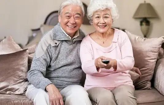 中国脑梗越来越多，是叶酸吃少了吗？提醒：这3种食物或要少吃
