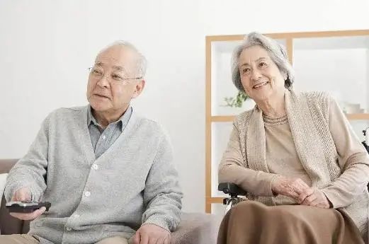 中国脑梗越来越多，是叶酸吃少了吗？提醒：这3种食物或要少吃