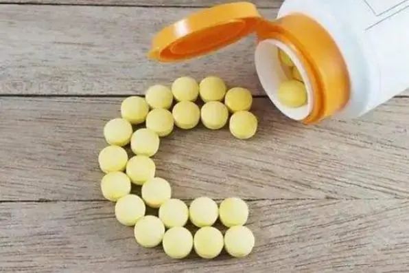 每天吃一片维生素C的人，最后会怎样？医生：安全服用，记住4点