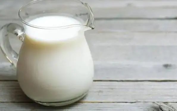 每天吃一片维生素C的人，最后会怎样？医生：安全服用，记住4点