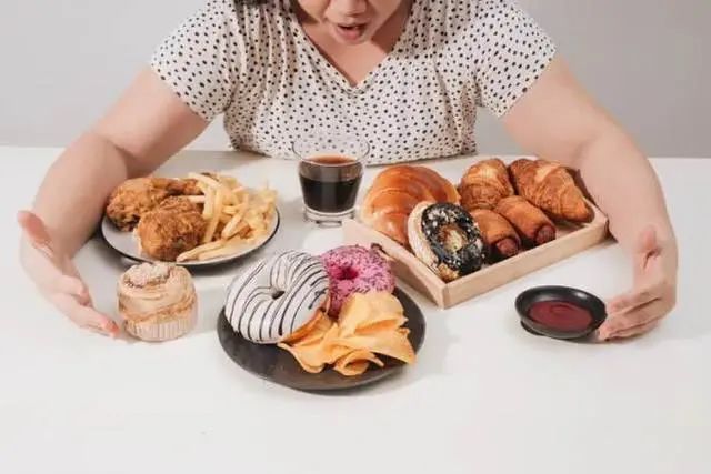 《柳叶刀》提醒：中国或是错误饮食重灾区？这3个习惯建议早改正