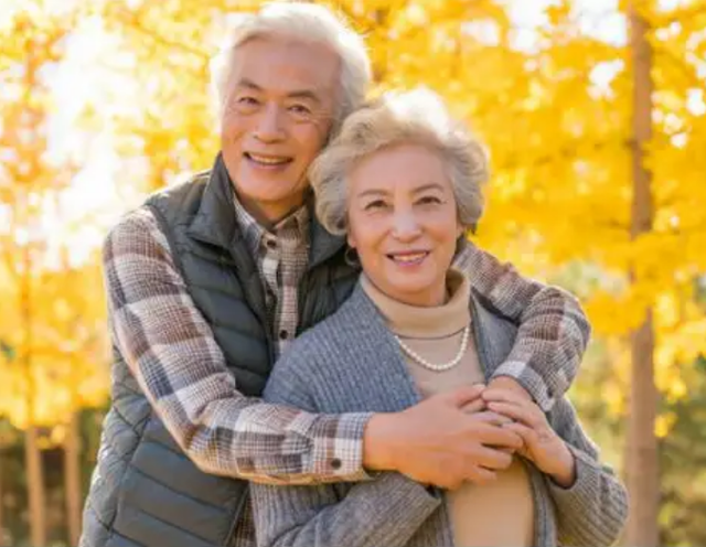 老人会染上艾滋病吗？不妨听听老人怎么说，了解一下