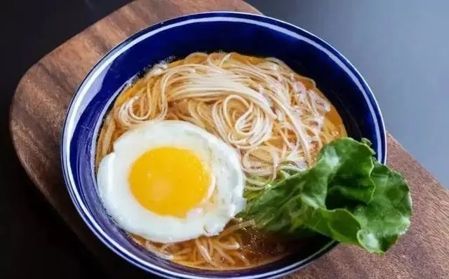 煮面条：最忌水开下锅煮！牢记这4点，爽滑劲道，比面馆的还好吃
