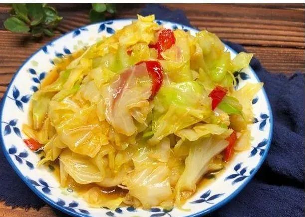 胃不好的人不能吃玉米？提醒：想要养护胃部，建议少吃3种水果
