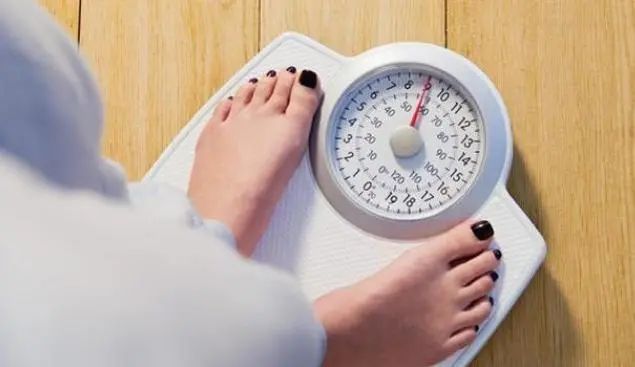 减肥的朋友，哪怕饿一天也别碰这6种食物，看似清淡实则热量很高
