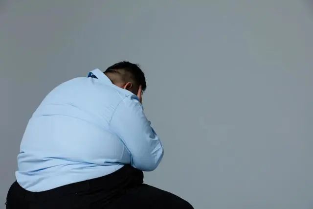 高血压患者，能不能吃鱼？医生：若想稳定血压，4类食物尽量少吃