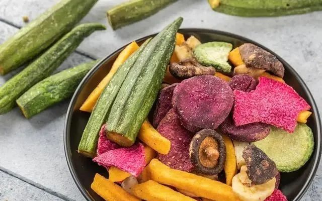 宁可大口吃肉，也别碰4种食物，看似清淡，却是脂肪“增长剂”