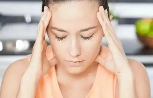 晚上睡觉时，空调温度开多少更佳？不是26度，这一温度舒服又省电