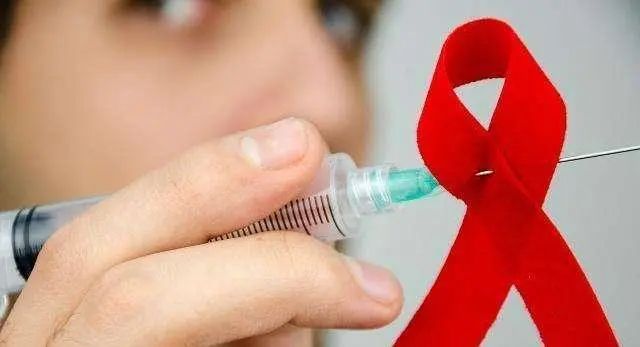 别把艾滋误以为皮肤病？身体若出现5种症状时，或要及早检查