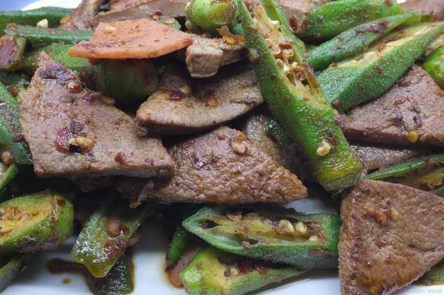 夏至过后，建议中老年人：这5种食物能不吃就不吃，伏天不受苦