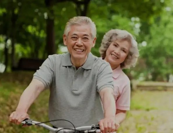 为啥人到了50岁，病就增多了？医生建议：50岁后，最好多做6件事