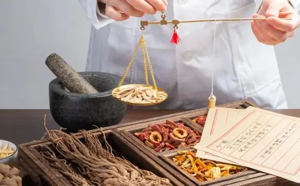 吃中药，有啥忌口？医生建议：6类食物尽量避免，要不中药白喝了