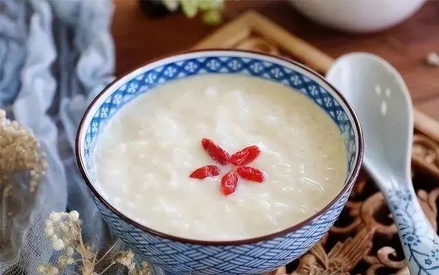 10大“健康食品”公布，鱼未入榜，中老年人建议多吃，营养又健康
