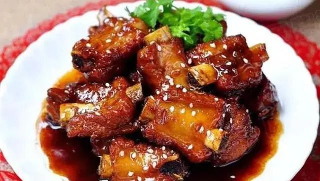 高血糖“忌食榜”公布，白糖排第四，血糖偏高的人，不妨了解下