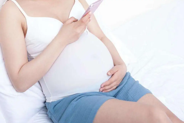 女性坚持每天补充一片“叶酸”，身体会有哪些变化呢？