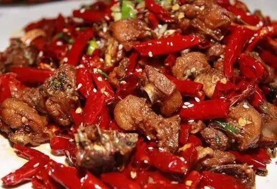 经常吃辣椒，到底是防癌还是致癌？50万人的研究数据告诉你答案