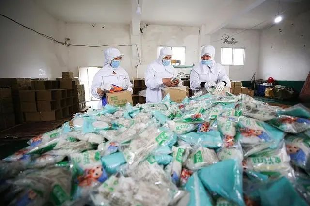 中国癌症高发，“祸根”是食品添加剂吗？医生：这五种尽量避开