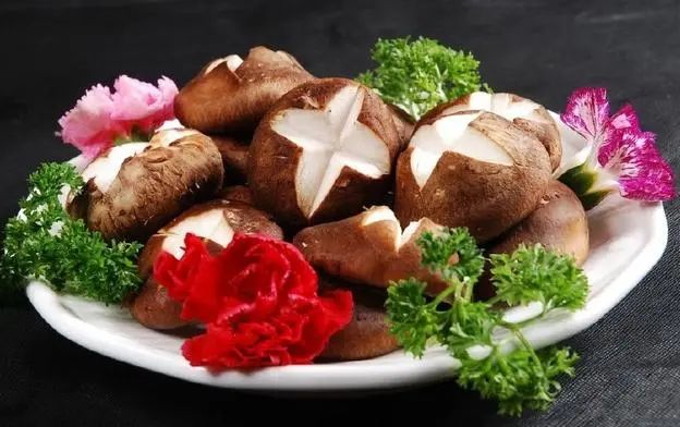 和西红柿“相克”的3种食物，很多人还不知道，了解一下