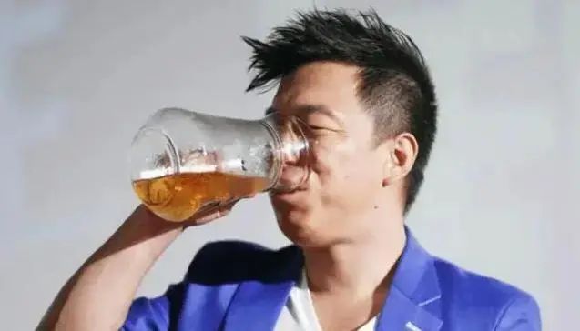 每晚喝一瓶啤酒，时间久了，身体会怎么样？医生告诉你答案