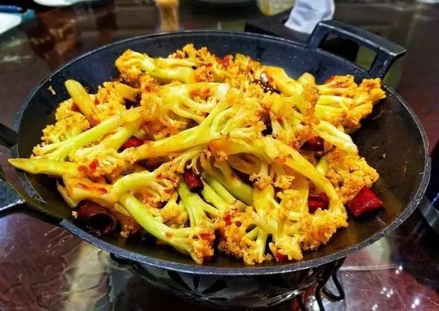 宁可大口吃肉，也要少吃这5道素菜，看似清淡，都是热量“炸弹”