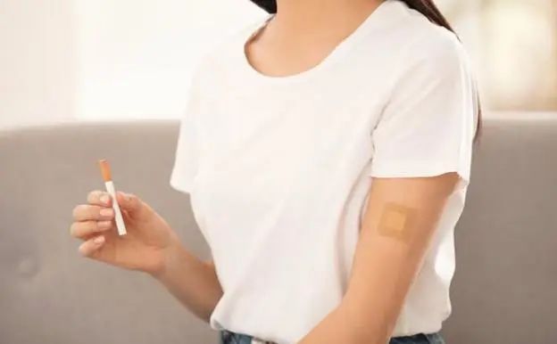 “长期化妆”和“长期素颜”，5年后皮肤有何区别？或会很明显