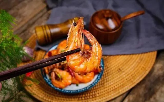 明日端午，别忘“吃一味，喝二茶，食三样”，合理饮食，平安喜乐