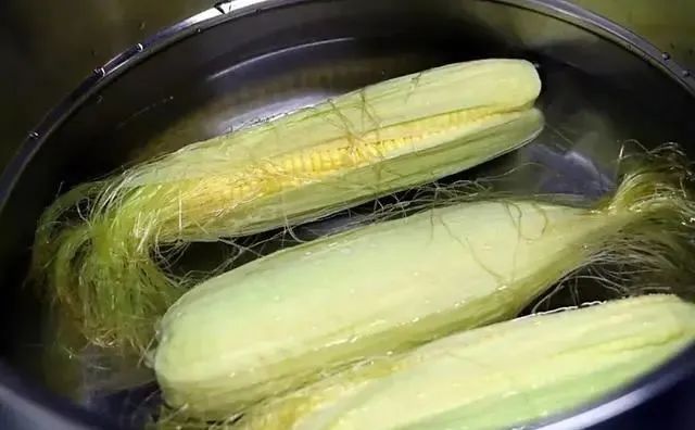 建议中老年人：早餐少吃馒头和稀饭，多吃这5样，低脂饱腹又健康