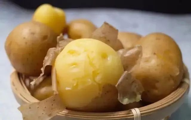 建议中老年人：早餐少吃馒头和稀饭，多吃这5样，低脂饱腹又健康