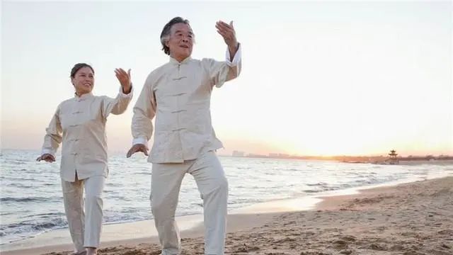 寿命与体重有什么关系？过了60岁，体重多少才合适？