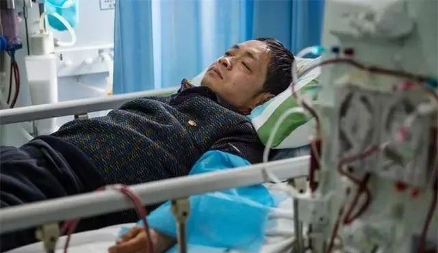 吃降压药6年，发生肾衰竭！医生说他犯了3个错误，大家要反思