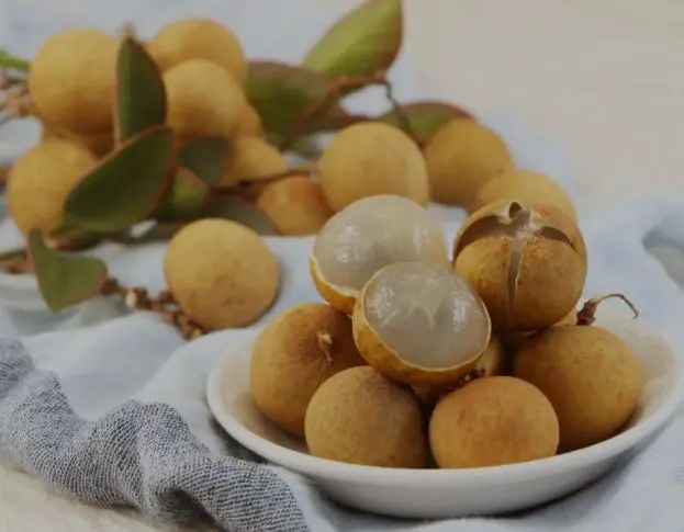 鸡蛋是肺部结节的“发物”吗？医生：若想肺好，少碰4种食物