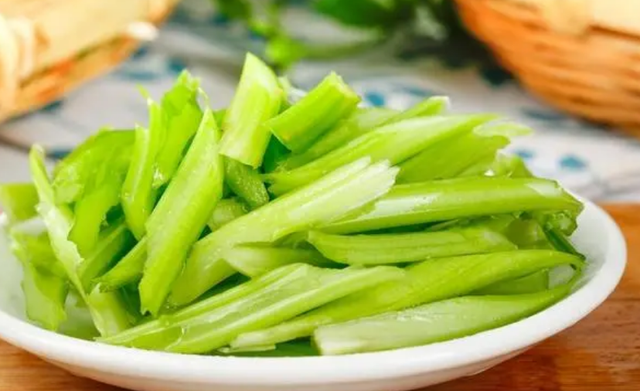 长期不吃晚餐，除了变瘦，或还可以缓解这4个问题，建议了解