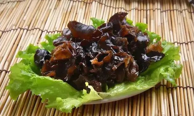 长期不吃晚餐，除了变瘦，或还可以缓解这4个问题，建议了解