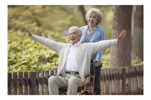 如果一辈子不吸烟不喝酒，会不会活得更久？一项调查公布答案