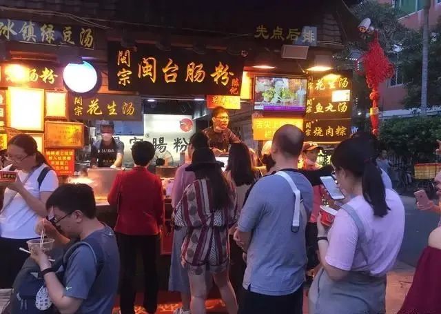 风靡兰州的牛肉面，为啥火不过兰州拉面？3个原因很无奈也很现实