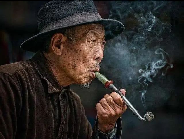 突然戒掉香烟，到底“有益”还是“有害”？本文告诉你答案