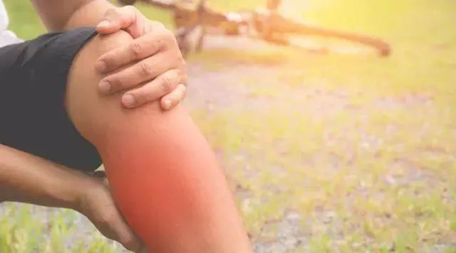 腿是血栓的“报警器”？医生：腿上若有2种情况，或是血栓已形成