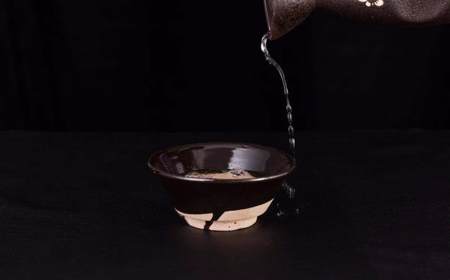 适量饮酒或比运动更长寿？是真是假，研究结果或已公布