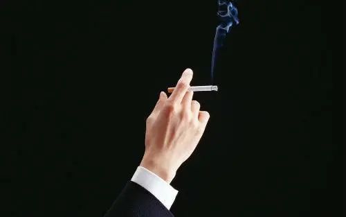 3个时间段不要吸烟，烟瘾再大也要先忍一忍，放在心上别大意！