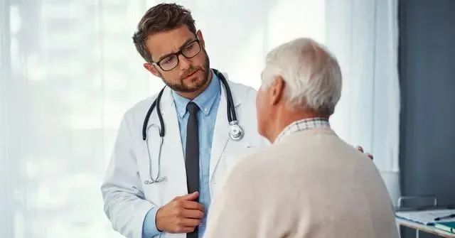 午睡可能影响寿命健康！医生提醒：年过50，午睡“三不要”得牢记
