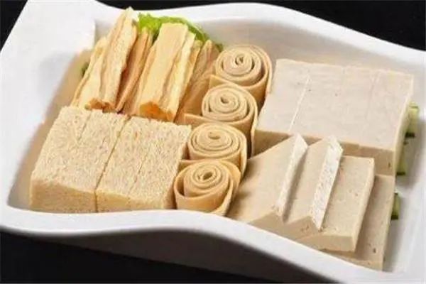 血糖高不能吃花生？医生：血糖高的人，这3种“素食”或要少吃